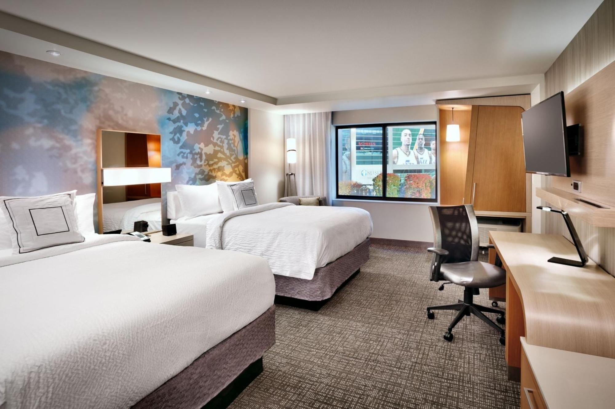 Courtyard By Marriott Salt Lake City Downtown Bagian luar foto