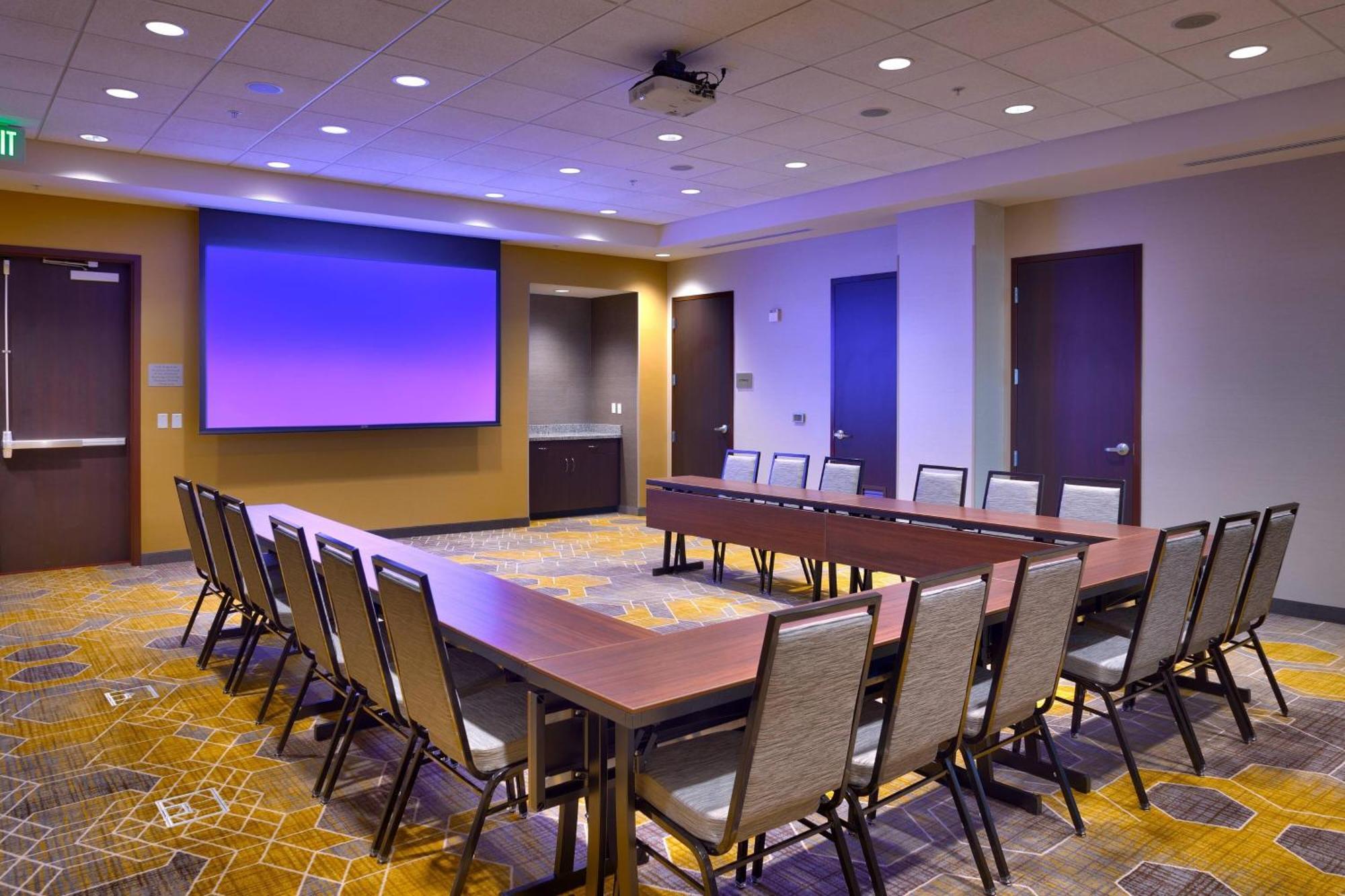 Courtyard By Marriott Salt Lake City Downtown Bagian luar foto