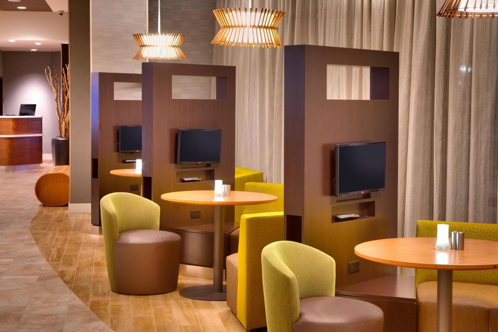 Courtyard By Marriott Salt Lake City Downtown Bagian luar foto