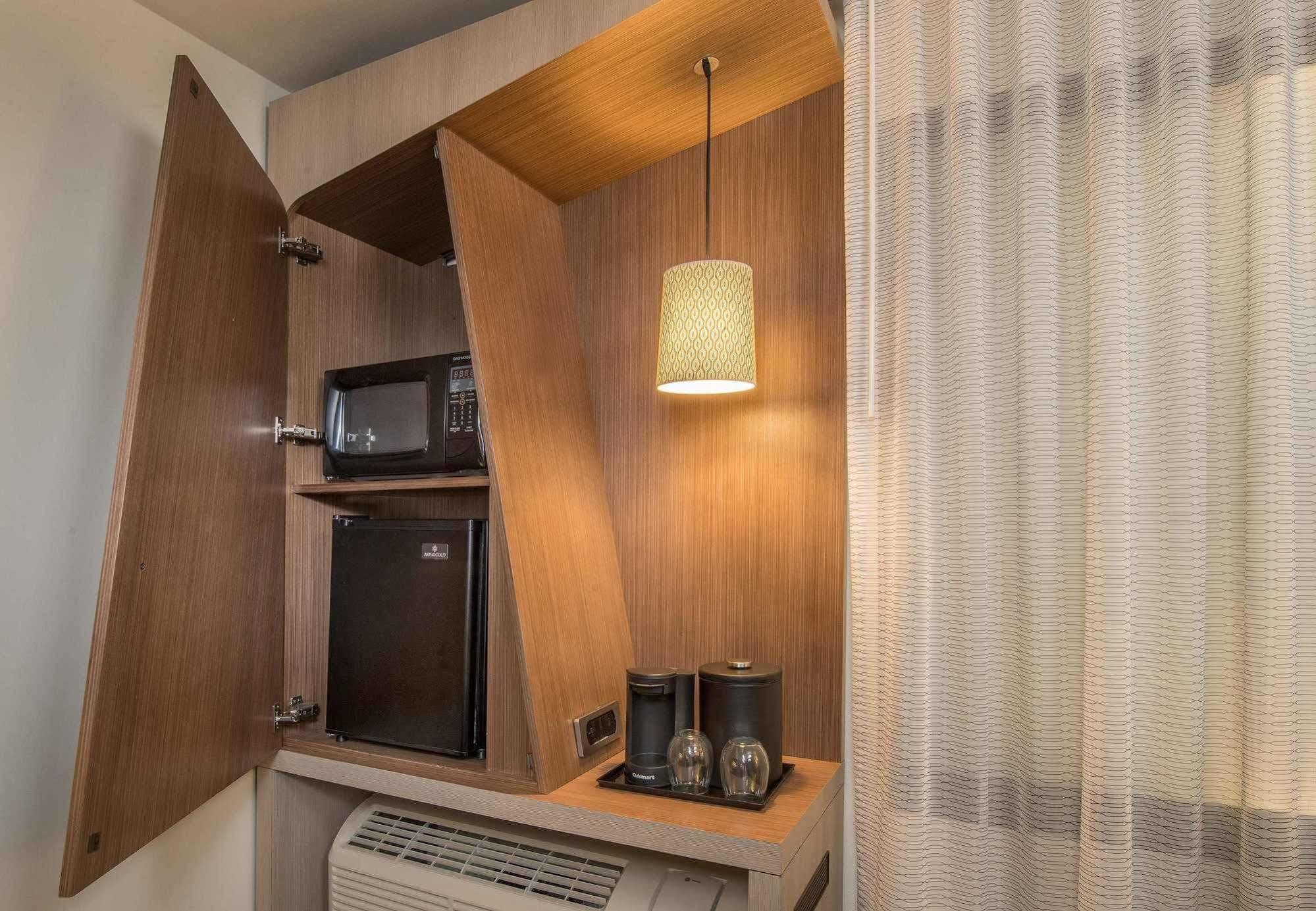 Courtyard By Marriott Salt Lake City Downtown Bagian luar foto