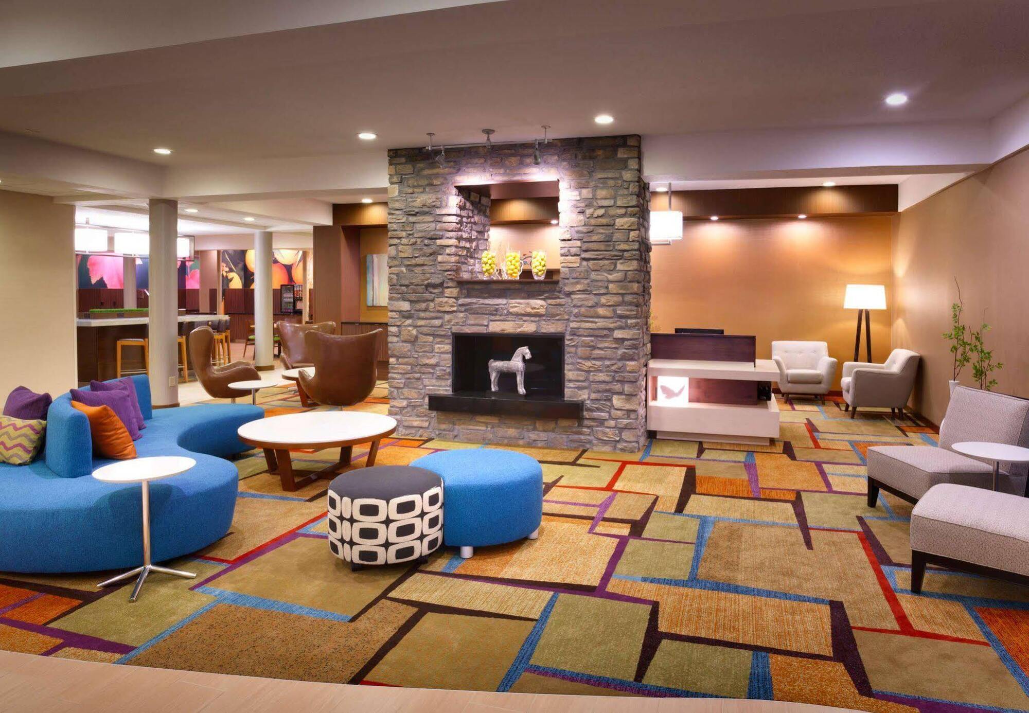 Courtyard By Marriott Salt Lake City Downtown Bagian luar foto